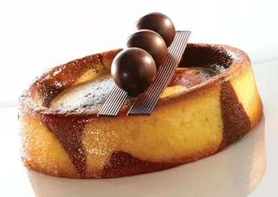 Tegral Satin Cake