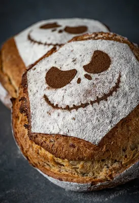 Hogaza Con Granos y Masa Madre