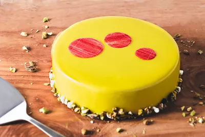 Mousse de Chocolate Blanco, Frambuesas y Frutos Tropicales